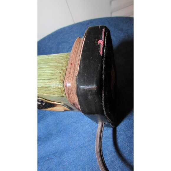 Vintage Ceramic Pineapple Table Lamp With Green & Brown Finish - Picture 4 of 7